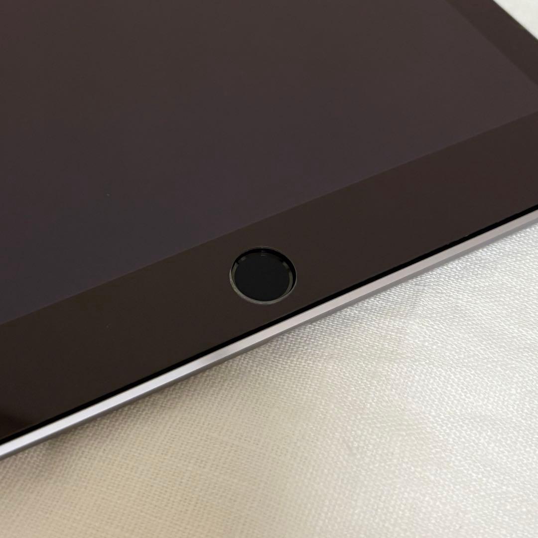 【美品】iPad Air2 Wi-Fi cellular 64GB 本体