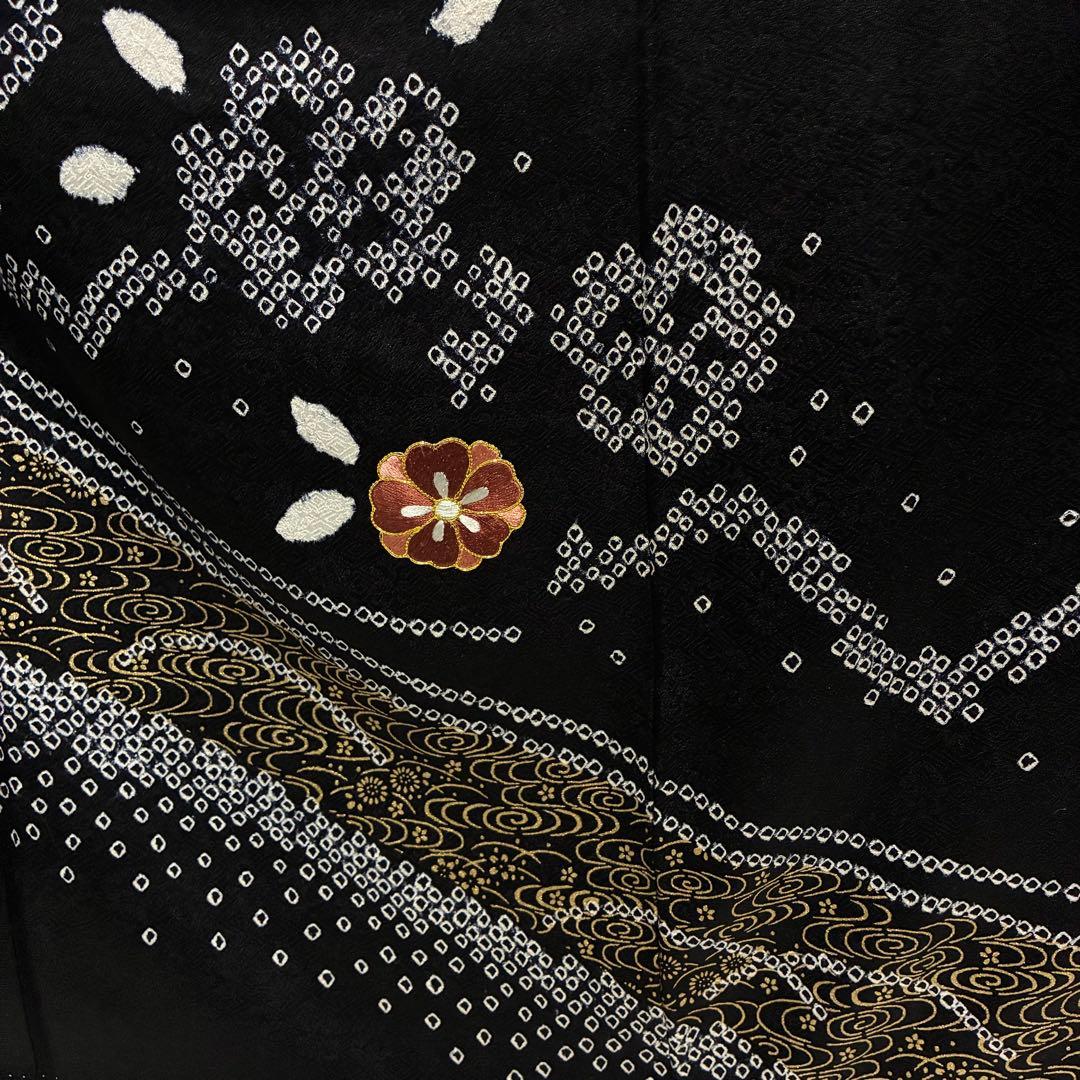 D142 訪問着　絞り　桜刺繍　枝垂れ桜　黒地　正絹　着物　袷　美品