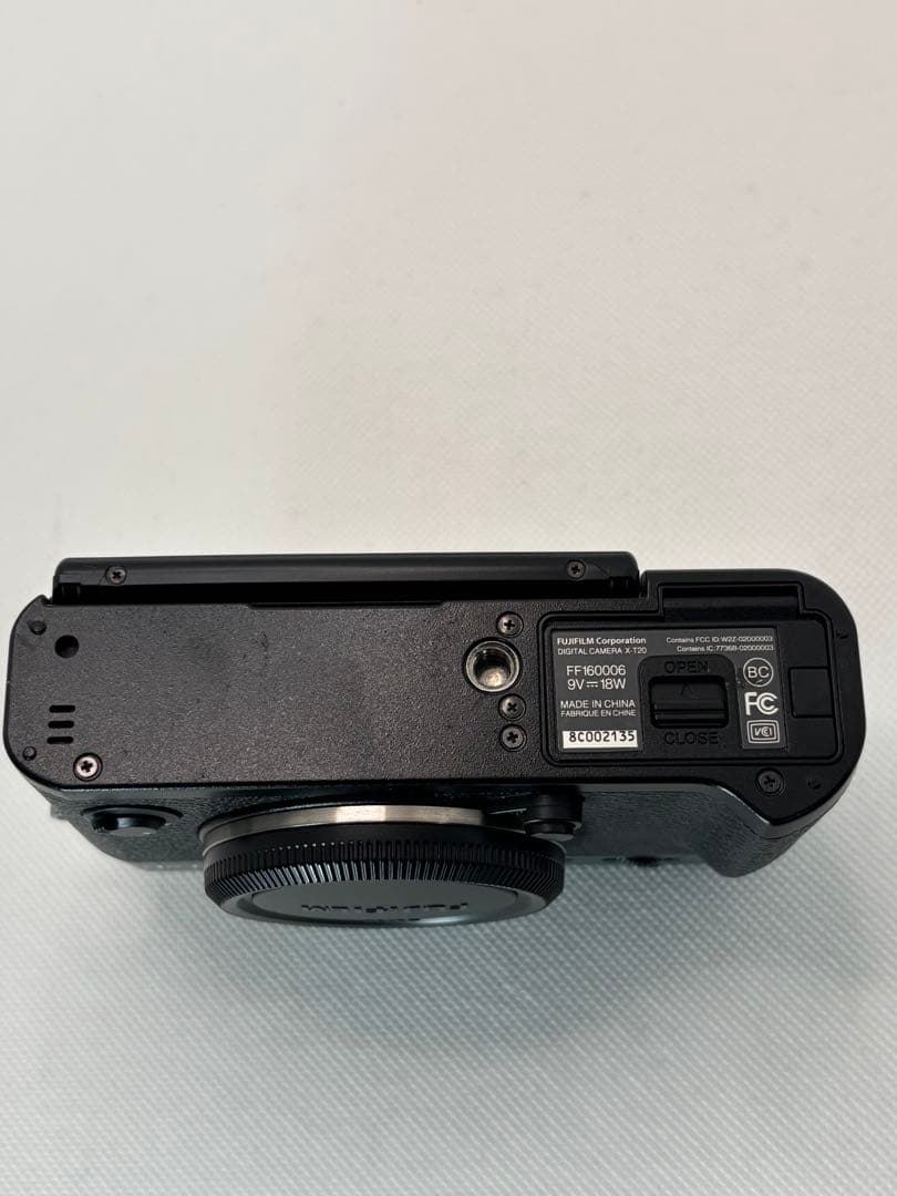 ★山田★Fujifilm X-T20 ボディ ブラック ミラーレスカメラ