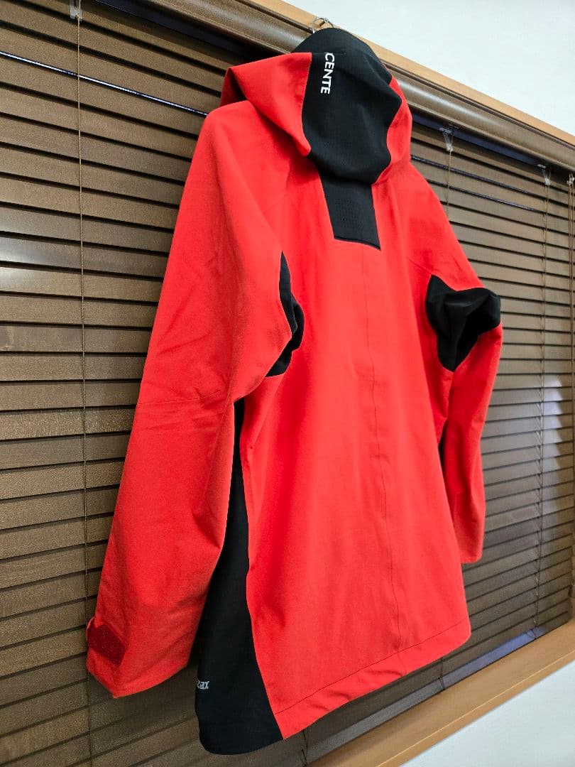 美品 デサントスキーウェア シェルジャケット ジオパンツ DESCENTE