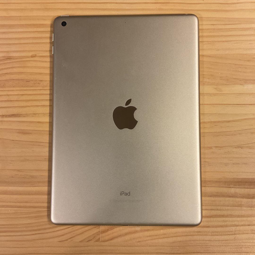 Apple iPad ゴールド本体 第5せだいWi-Fiモデル32GB