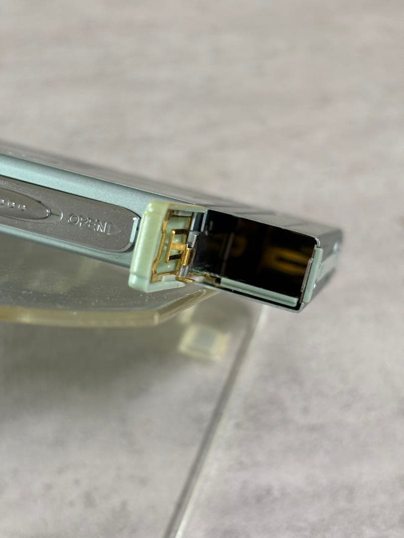 取引の少ない希少な商品❗️ シャープ　MDヘッドホンプレーヤー MD-ST60-G