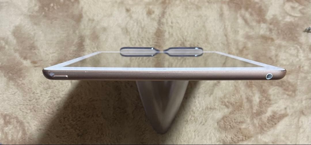 「海外版」iPad 第6世代 Wi-Fiモデル 32GB ゴールド