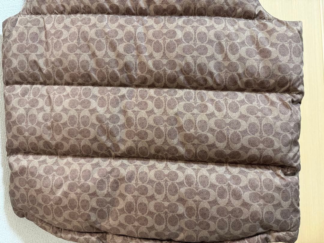 【最終値下】COACH ダウンベスト 黒/ベージュ