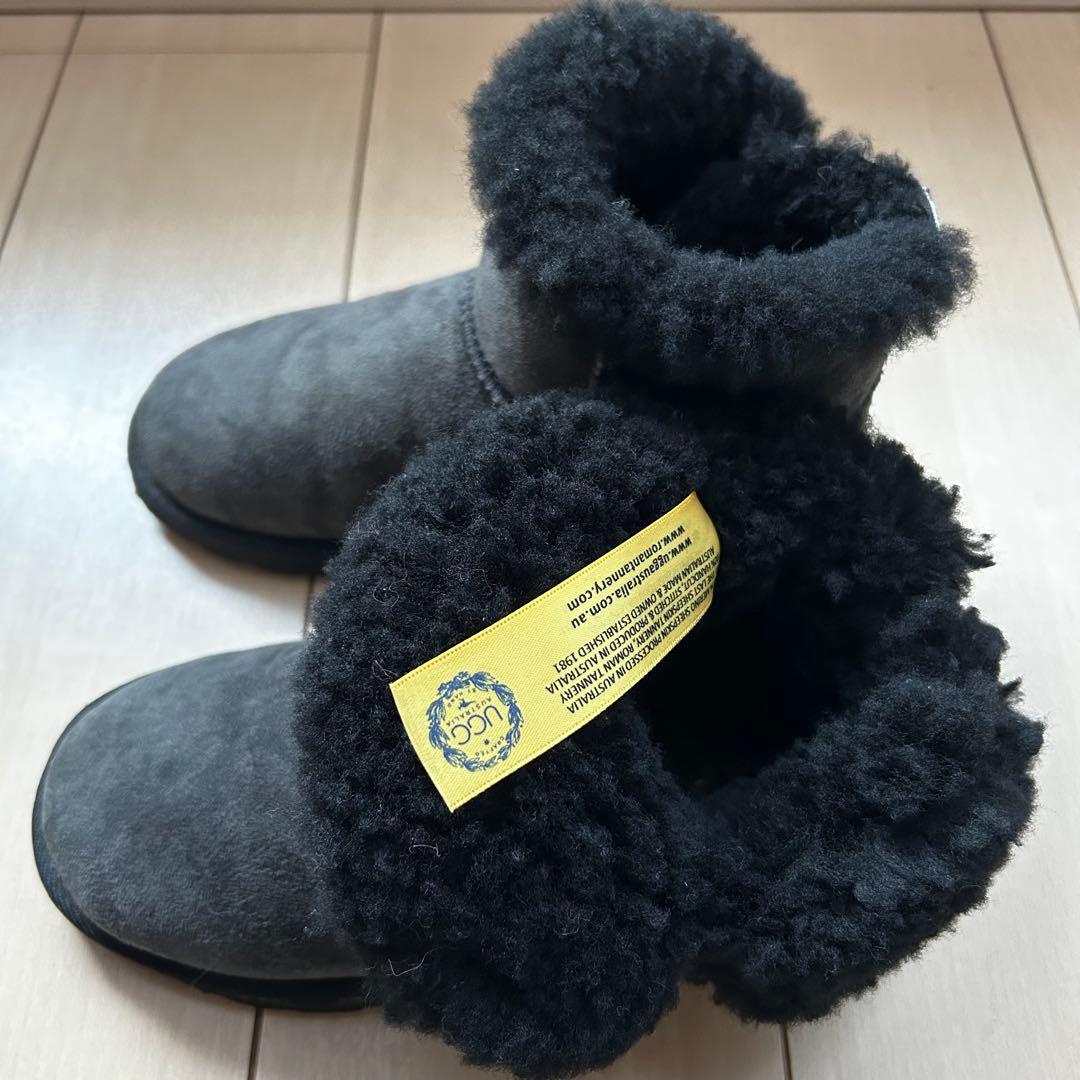 【美品】UGG 黒 ムートンブーツ