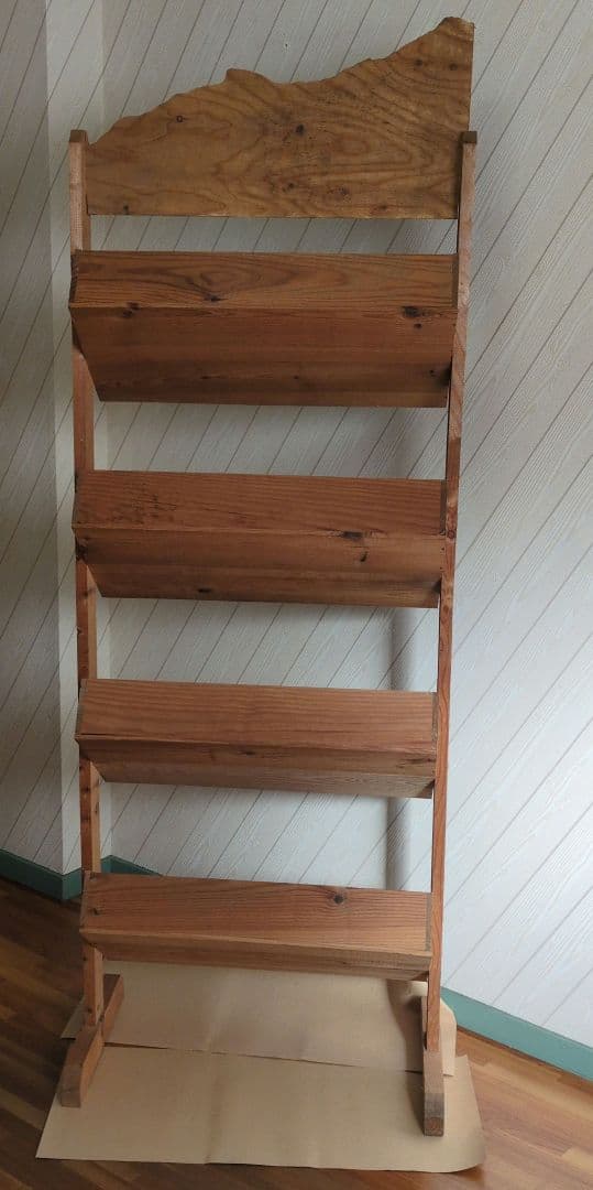 木製　陳列用傾斜ラック　4段　ワイン陳列棚　希少　店舗ディスプレイ　ワイン木箱