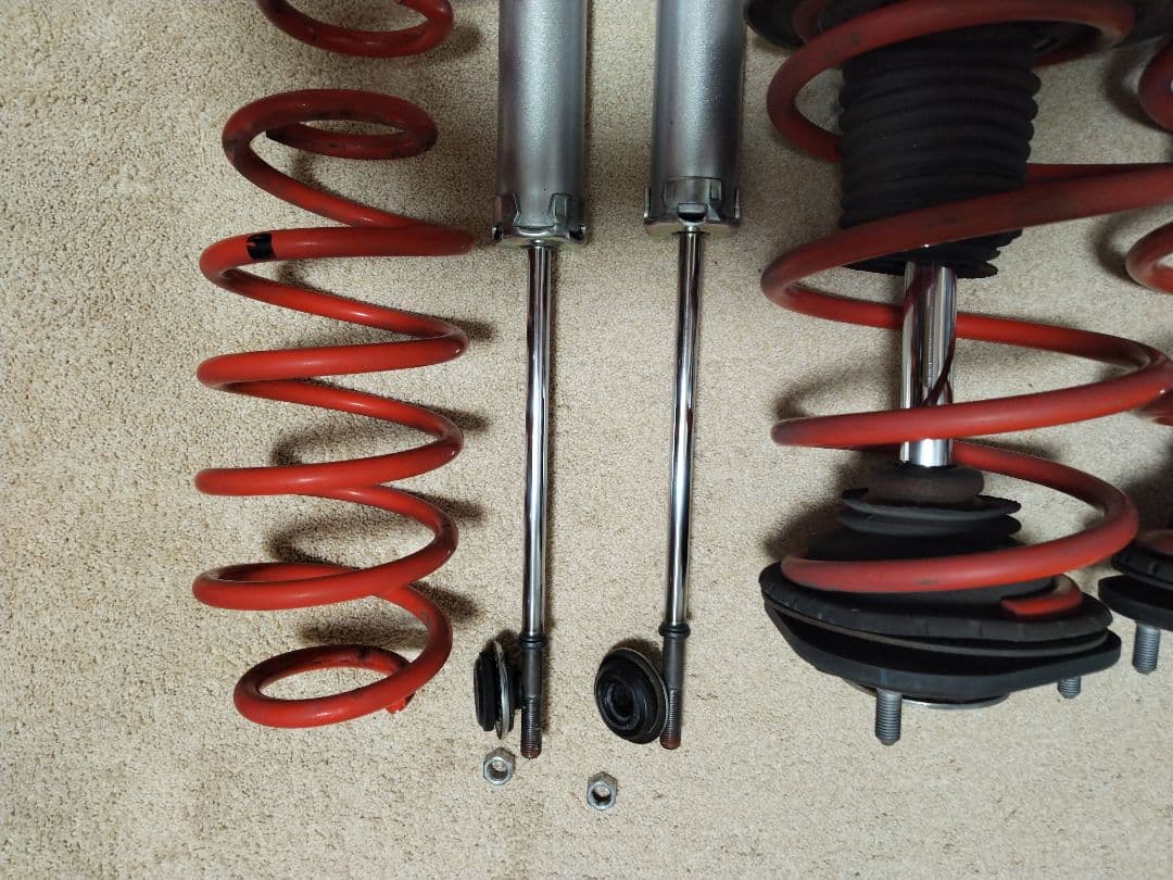 zvw30 プリウス G'z　純正　サスペンションキット　30　送料込み