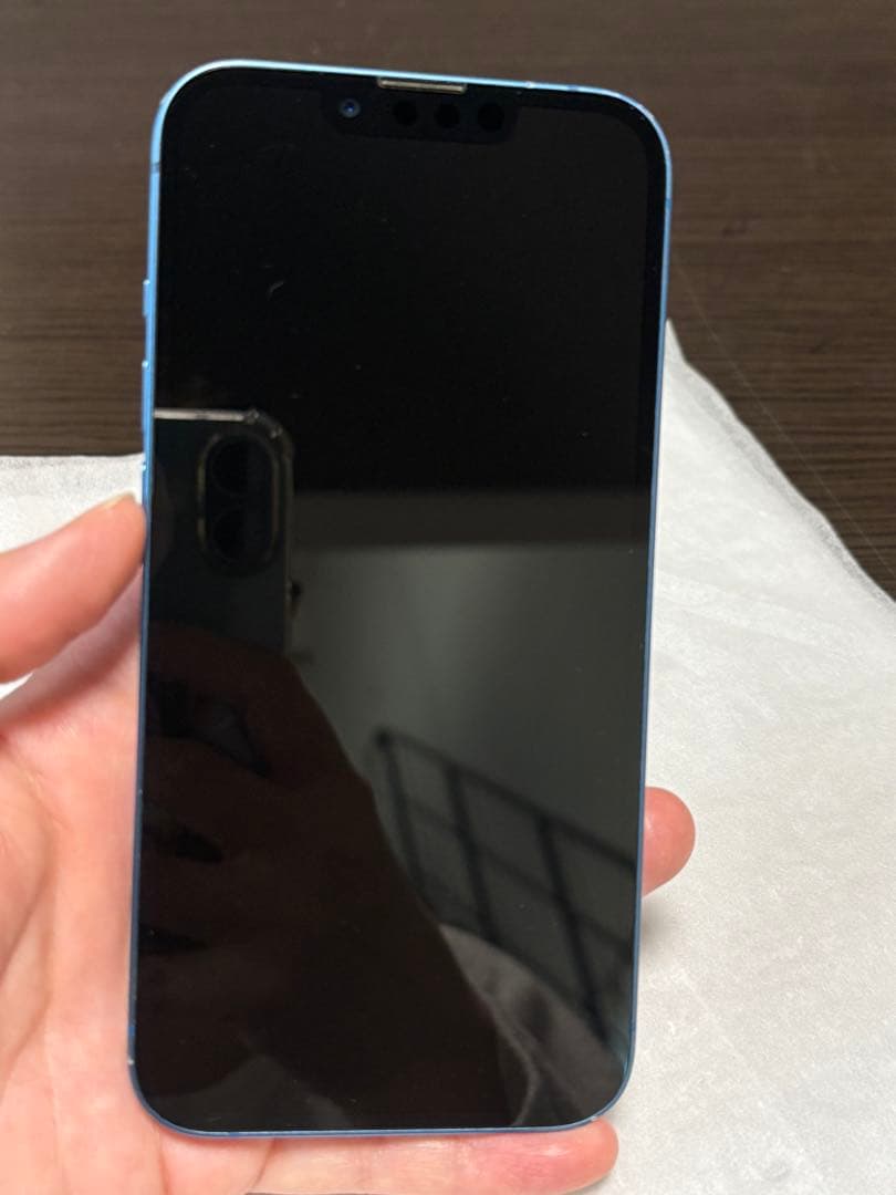 Apple iPhone 13 本体 青　256GB