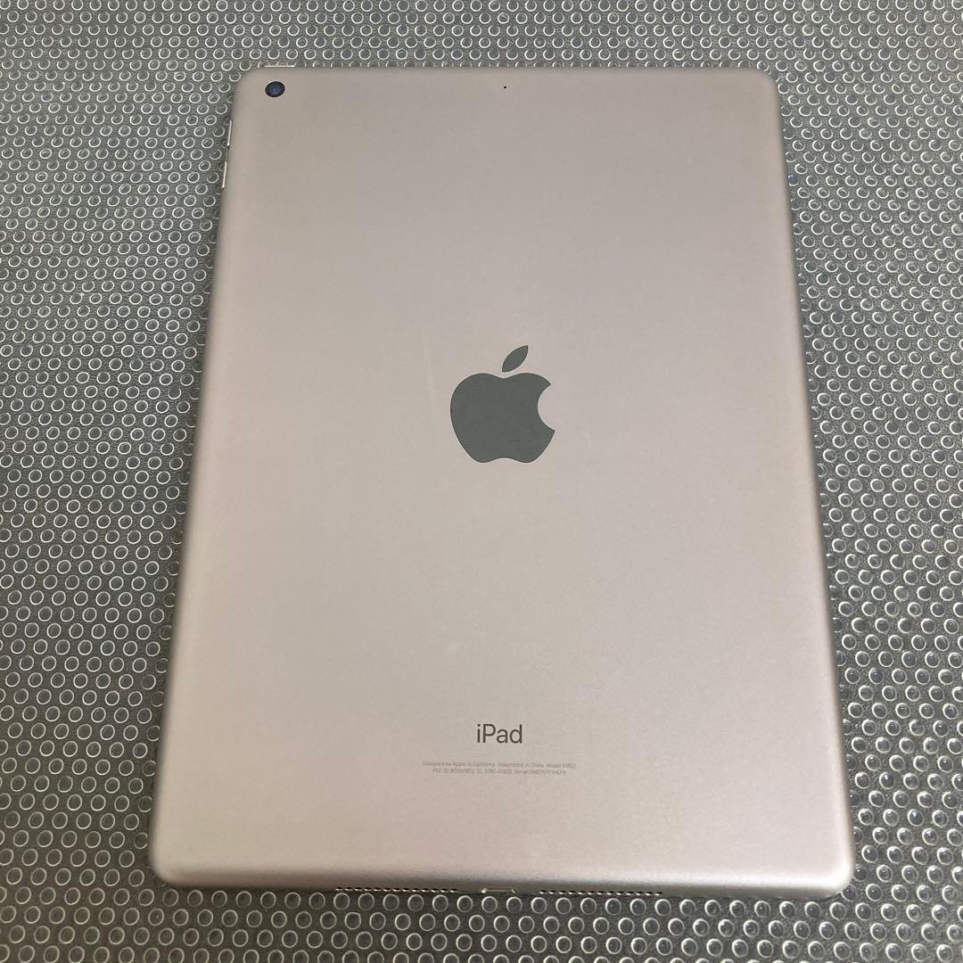 3421【早い者勝ち】比較的美品☆iPad5 第5世代 32GB WIFIモデル