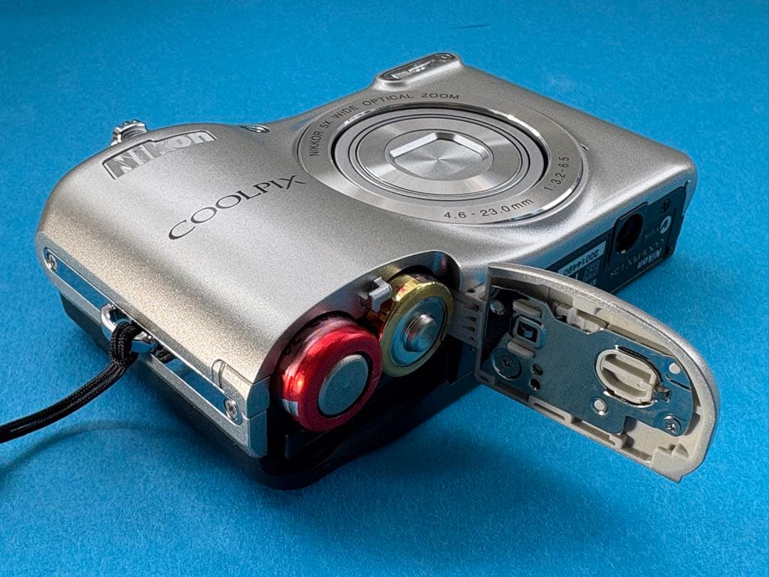 Nikon COOLPIX L28 シルバー