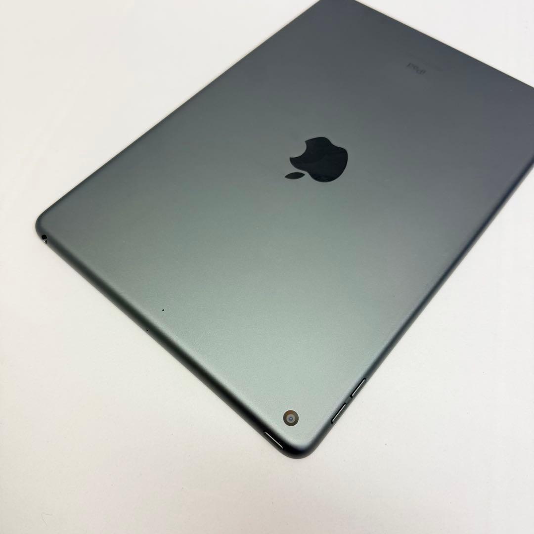 ほぼ未使用 iPad 第7世代 32GB Wi-Fiモデル スペースグレイ
