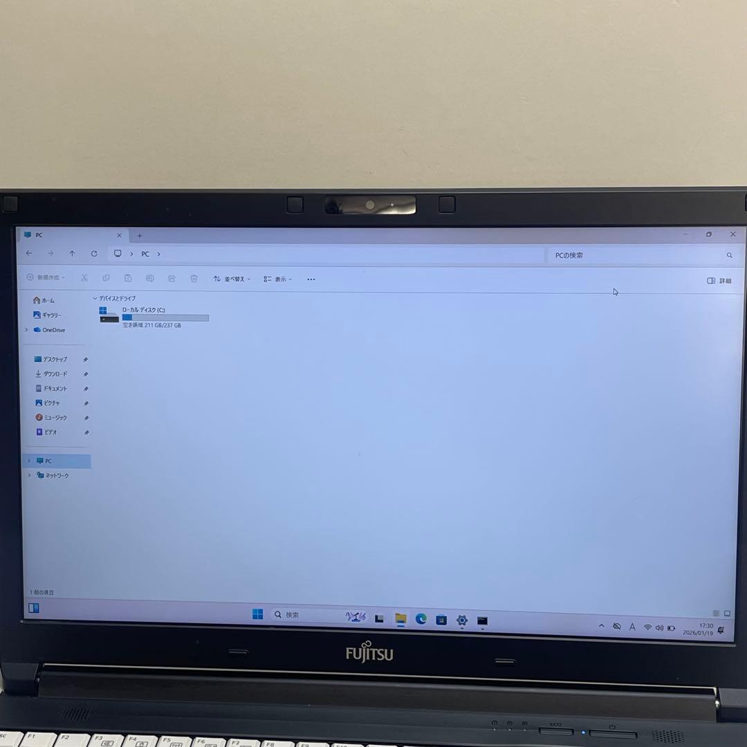 #844 富士通 Lifebook A577/S i5-7300U 8GB