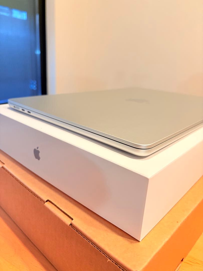 MacBook Air M2 15インチ シルバー 8GB 256GB