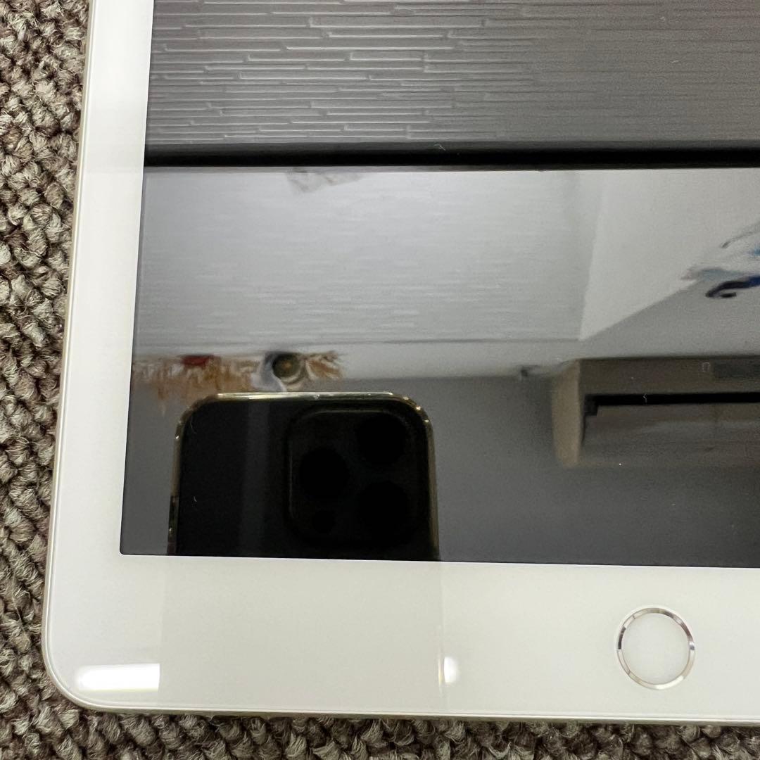 【美品】ipad 第6世代 Wi-Fi+セルラー　バッテリー98%
