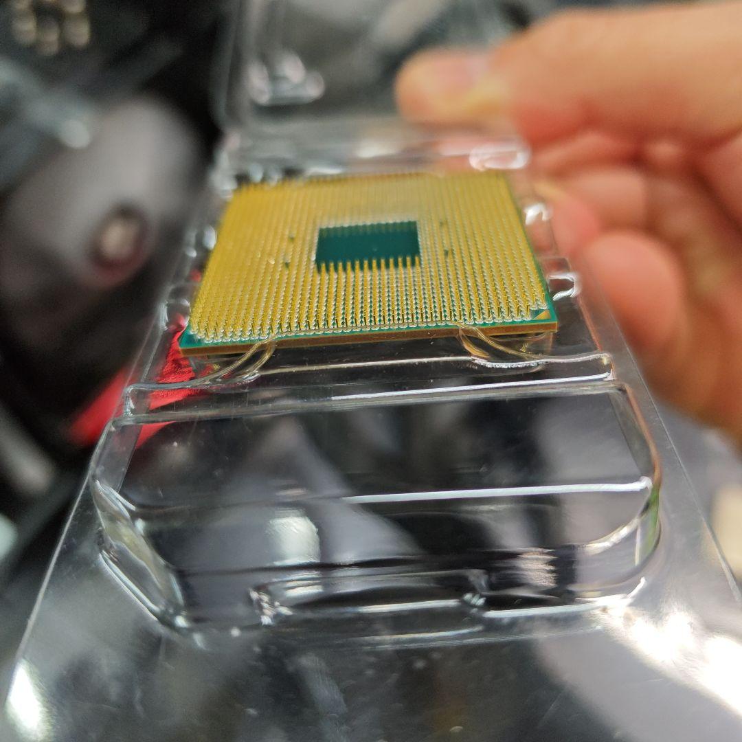 AMD Ryzen 7 5700X3D⑧