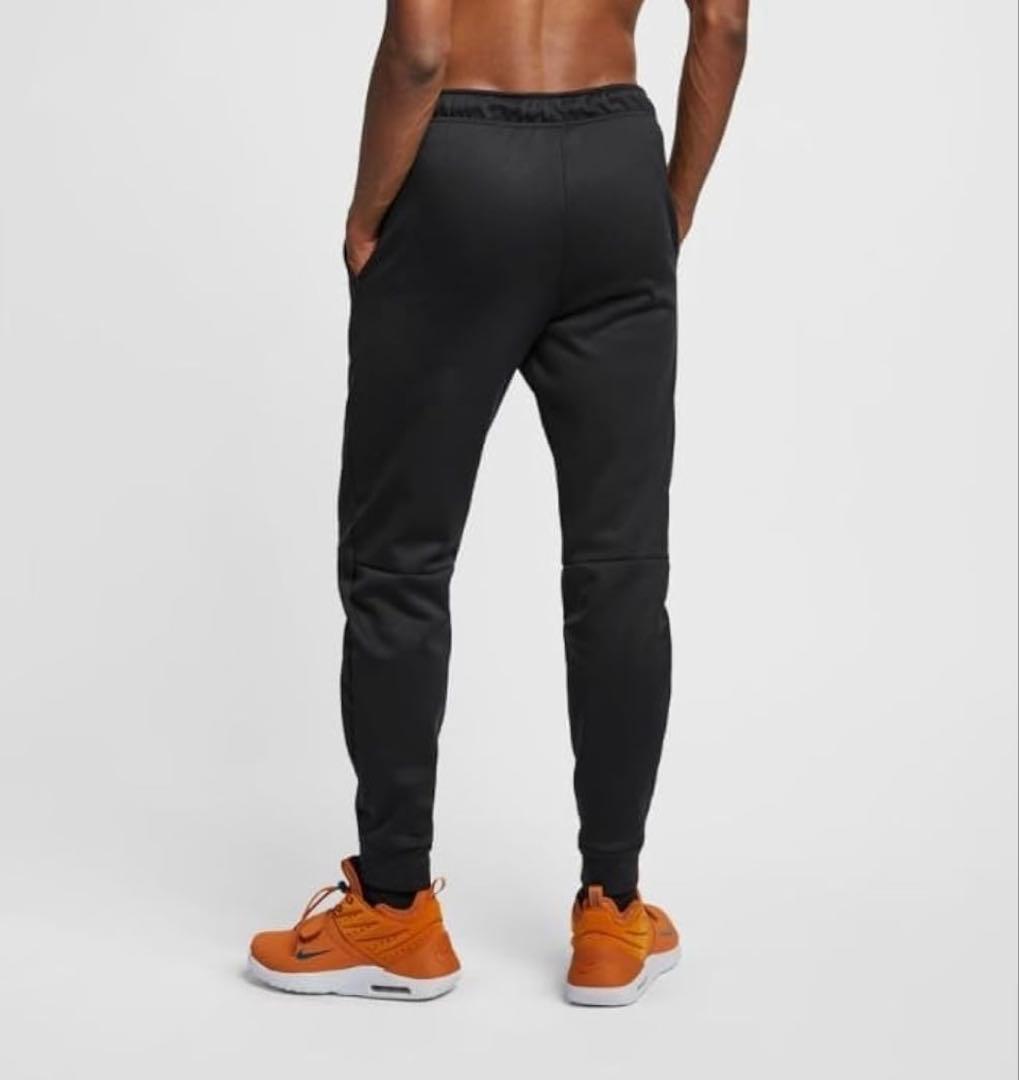 NIKE／ナイキ　Therma-FIT　スウェットパンツ　黒　L　新品・未使用