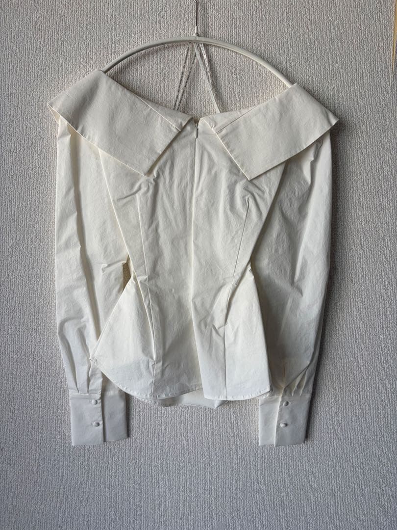 韓国　BAU by Bride And You ブラウス　ELLIE