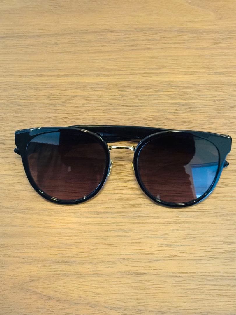 アパルトモン購入 ボッテガヴェネタ サングラス