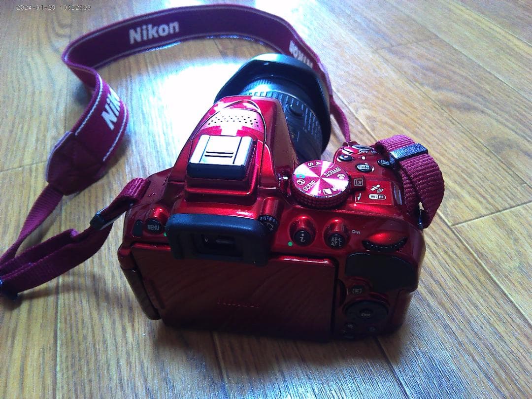 Nikon D5300 一眼レフ ダブルズームキット ショット数 120 回 ‼