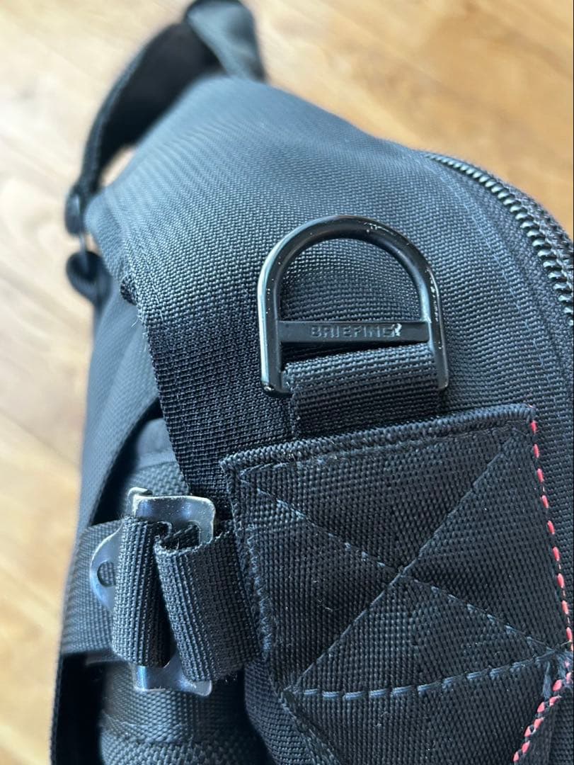 【モモ2017】ブラックビジネスバッグ 仕切り付き