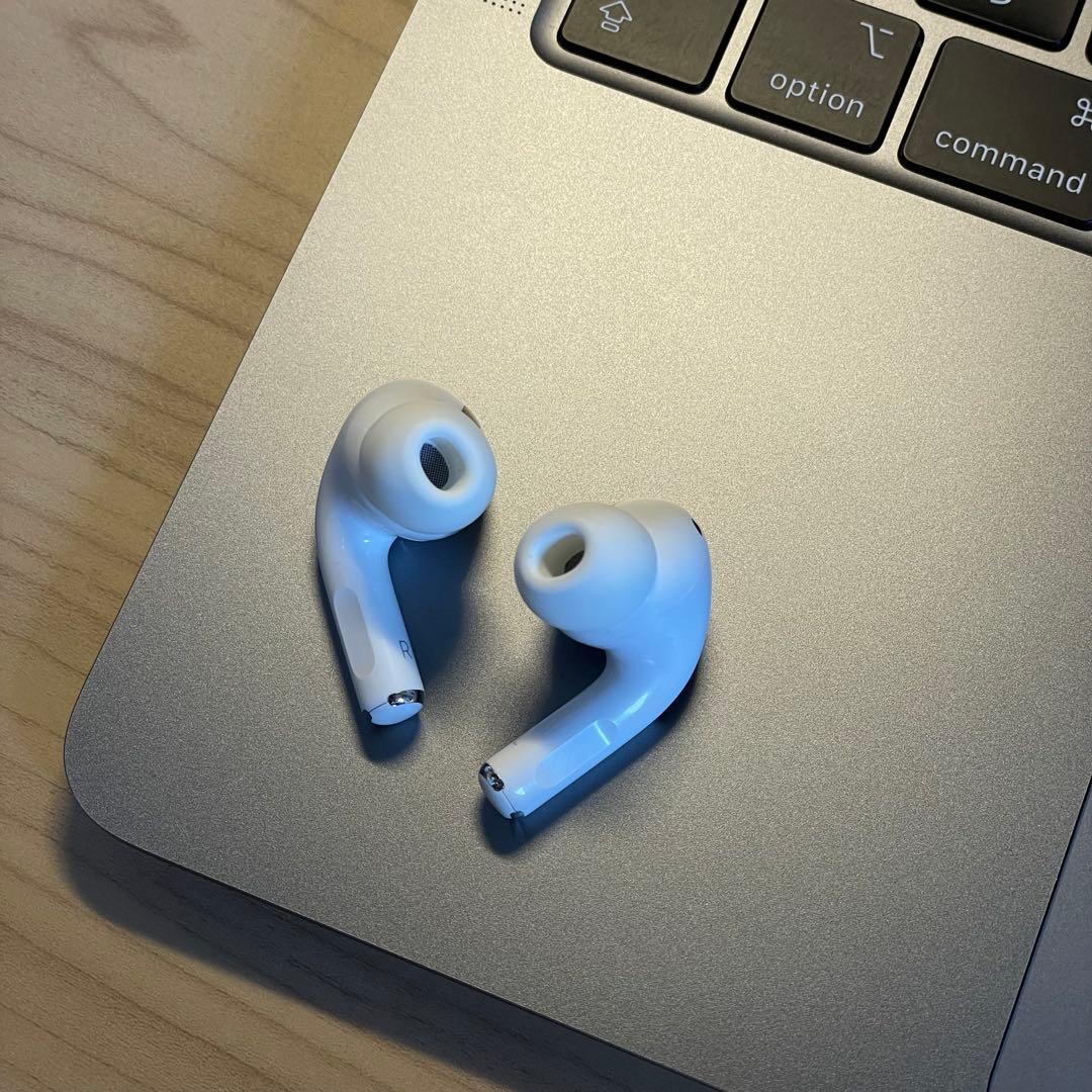 AirPods Pro 第2世代　本体 付属品あり