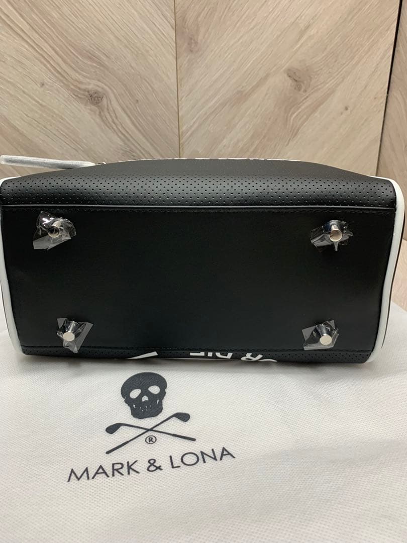 マークアンドロナ　ゴルフ　ラウンドバッグ