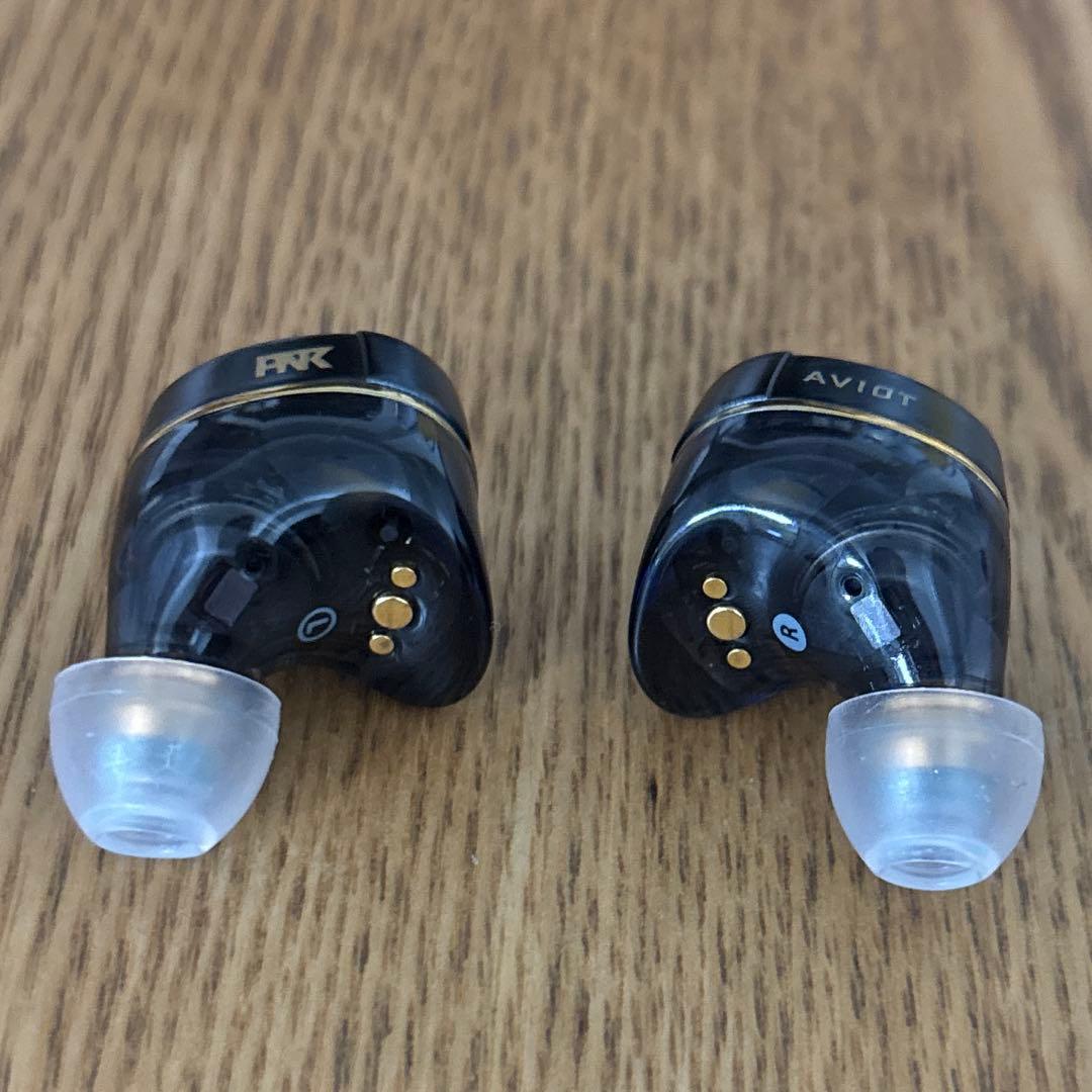 美品 ピアホン7 TE-ZX1-PNK ワイヤレスイヤホン