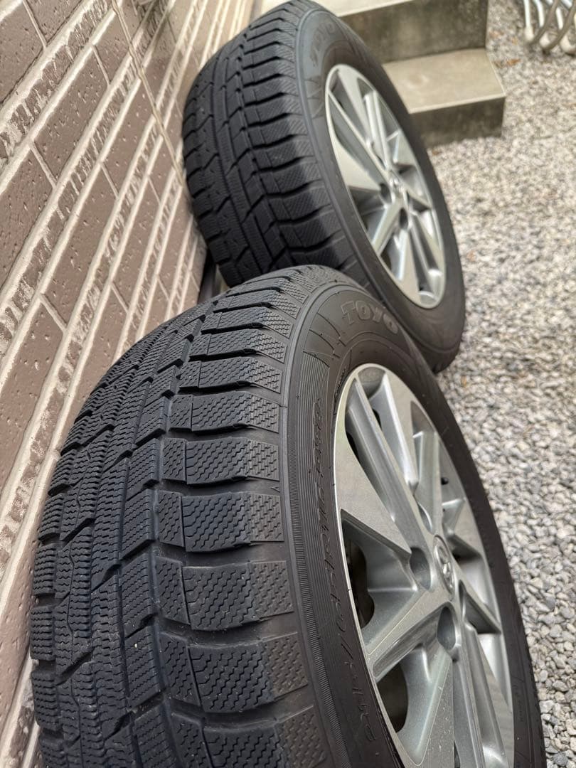 アルファード／ベルファイア TOYO16インチスタッドレス 純正ホイール付
