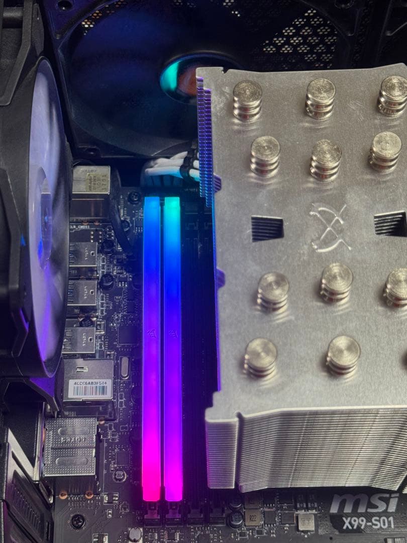 動作確認済み CORSAIR DDR4メモリー8GB×2(16GB)