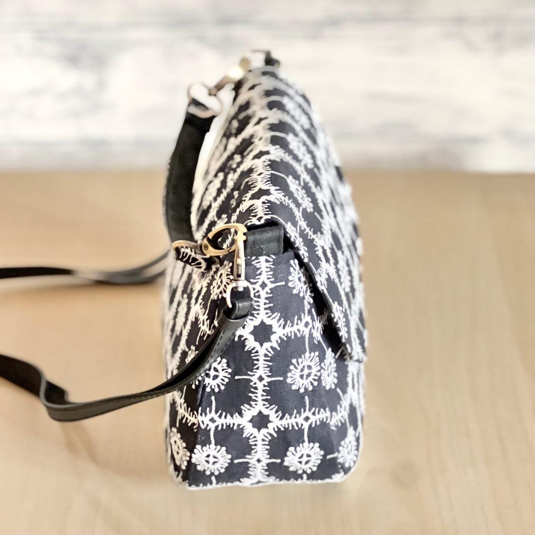 ミナペルホネン コロンとしたショルダーバッグMB510-113