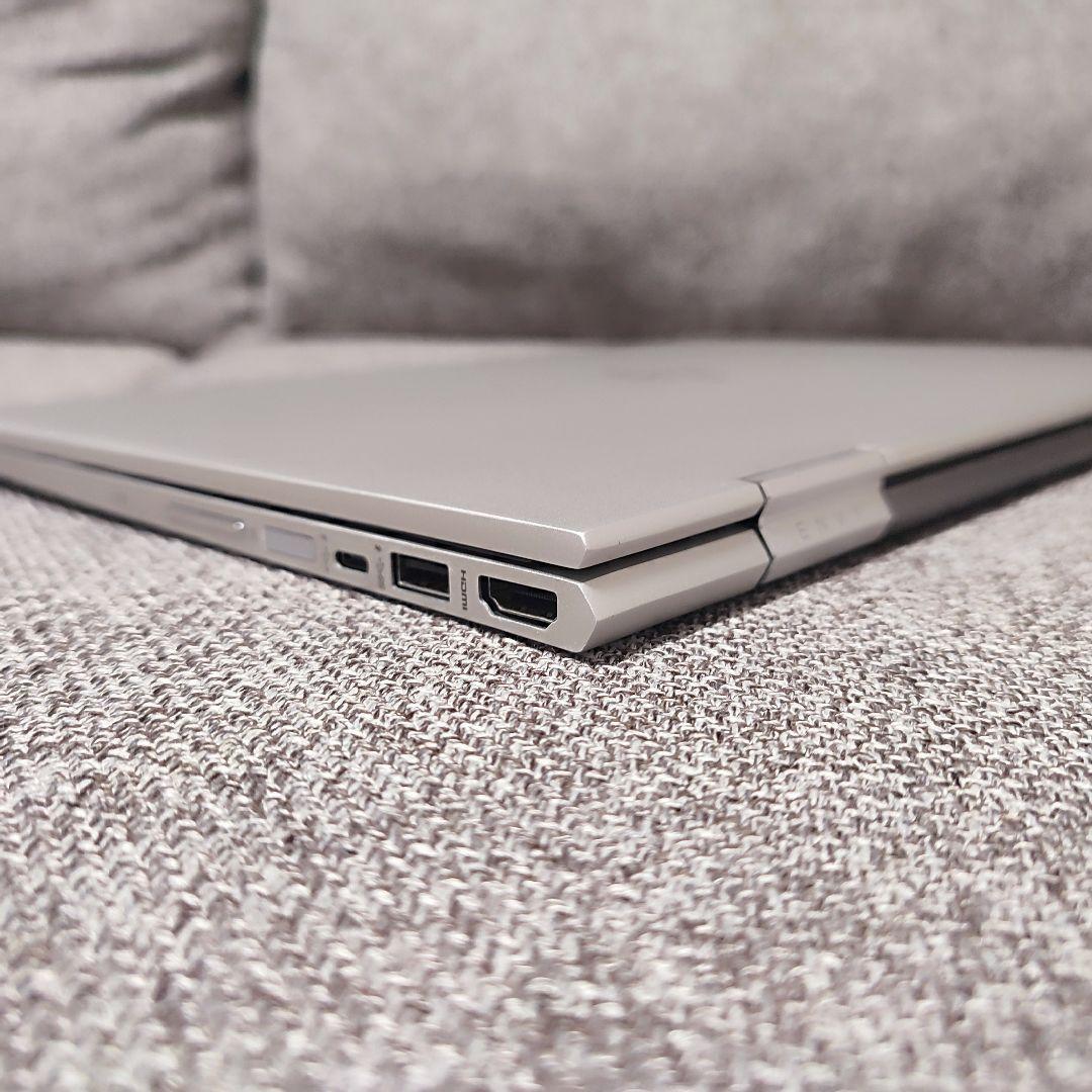 【バッテリー新品】HP ENVY 15 8GB SSD256GB