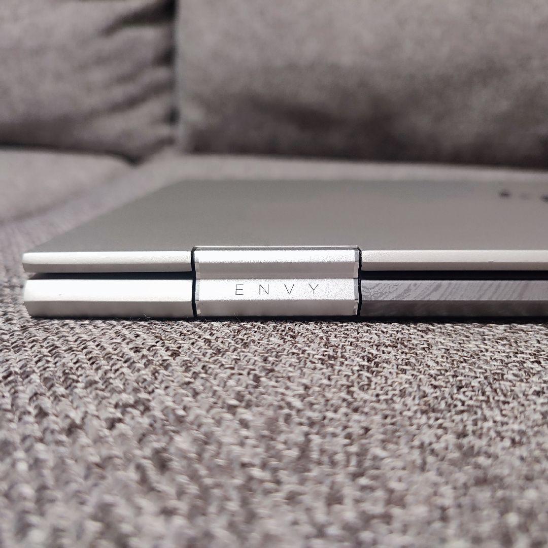 【バッテリー新品】HP ENVY 15 8GB SSD256GB