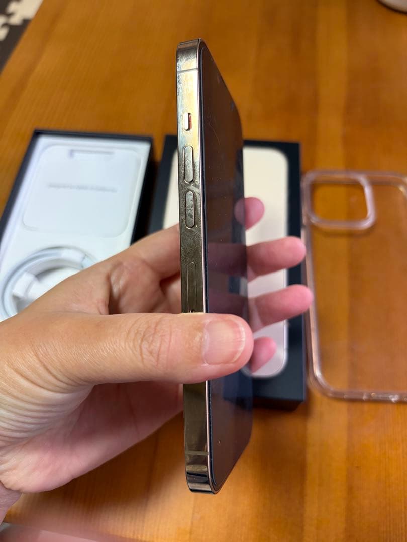 iPhone 13 pro 128G ゴールド　本体 充電ケーブル付き