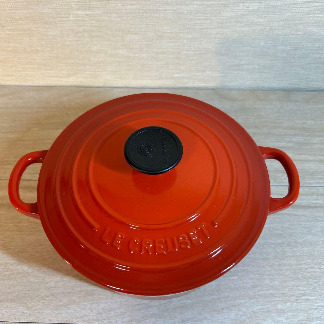 ルクルーゼ　ココットロンド　18cm チリレッド レッド　両手鍋　鍋