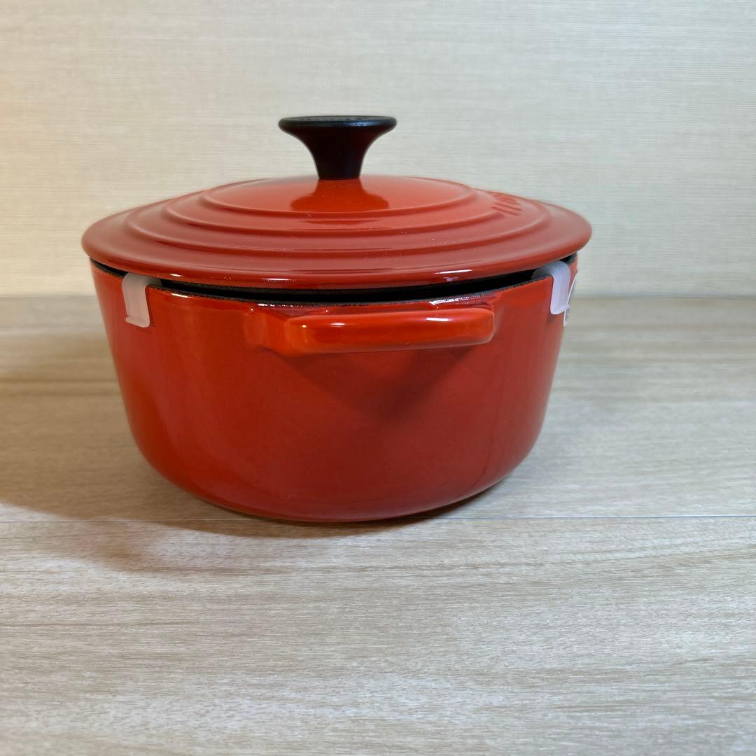 ルクルーゼ　ココットロンド　18cm チリレッド レッド　両手鍋　鍋