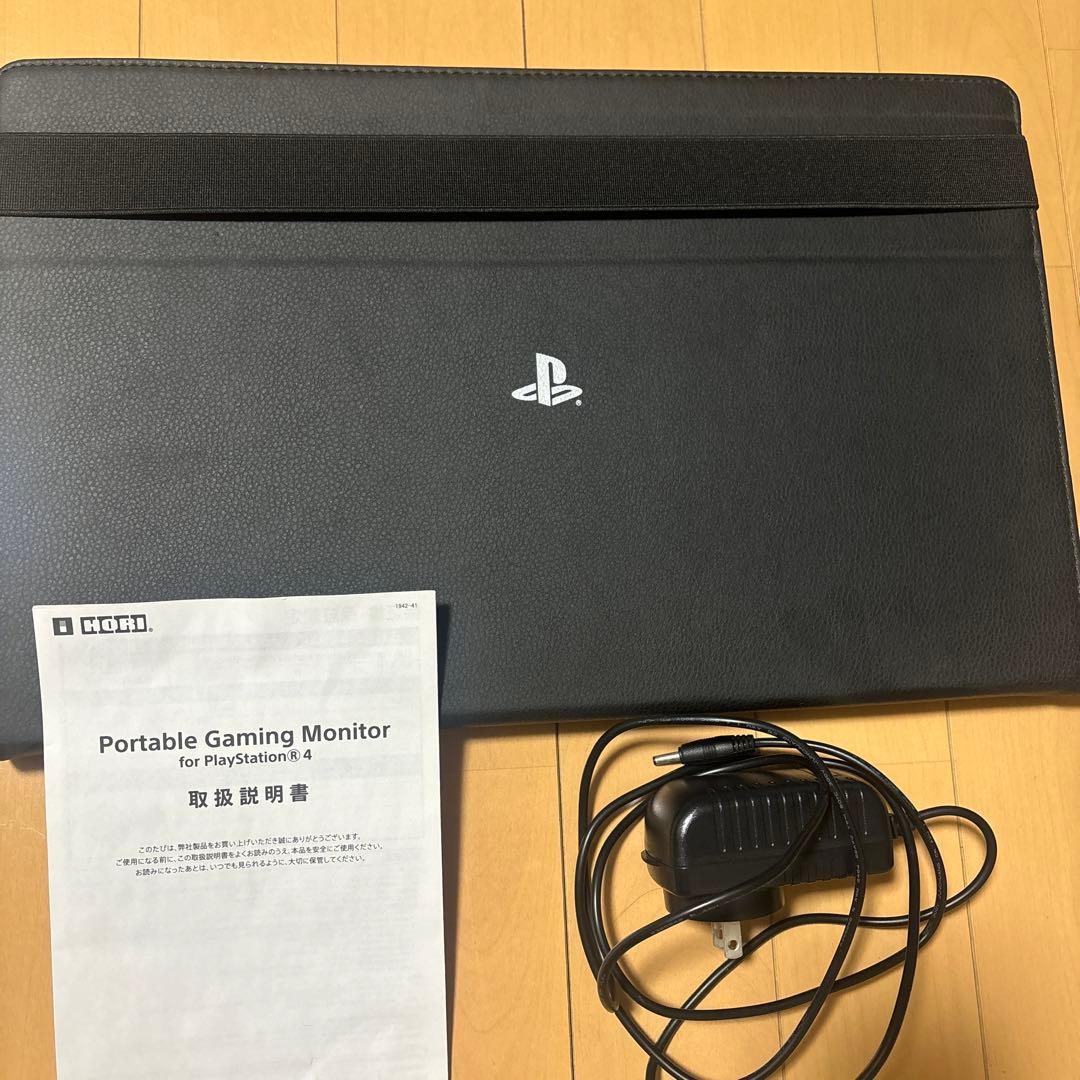ポータブルゲーミングモニター　PS4対応HORI　15.6インチ