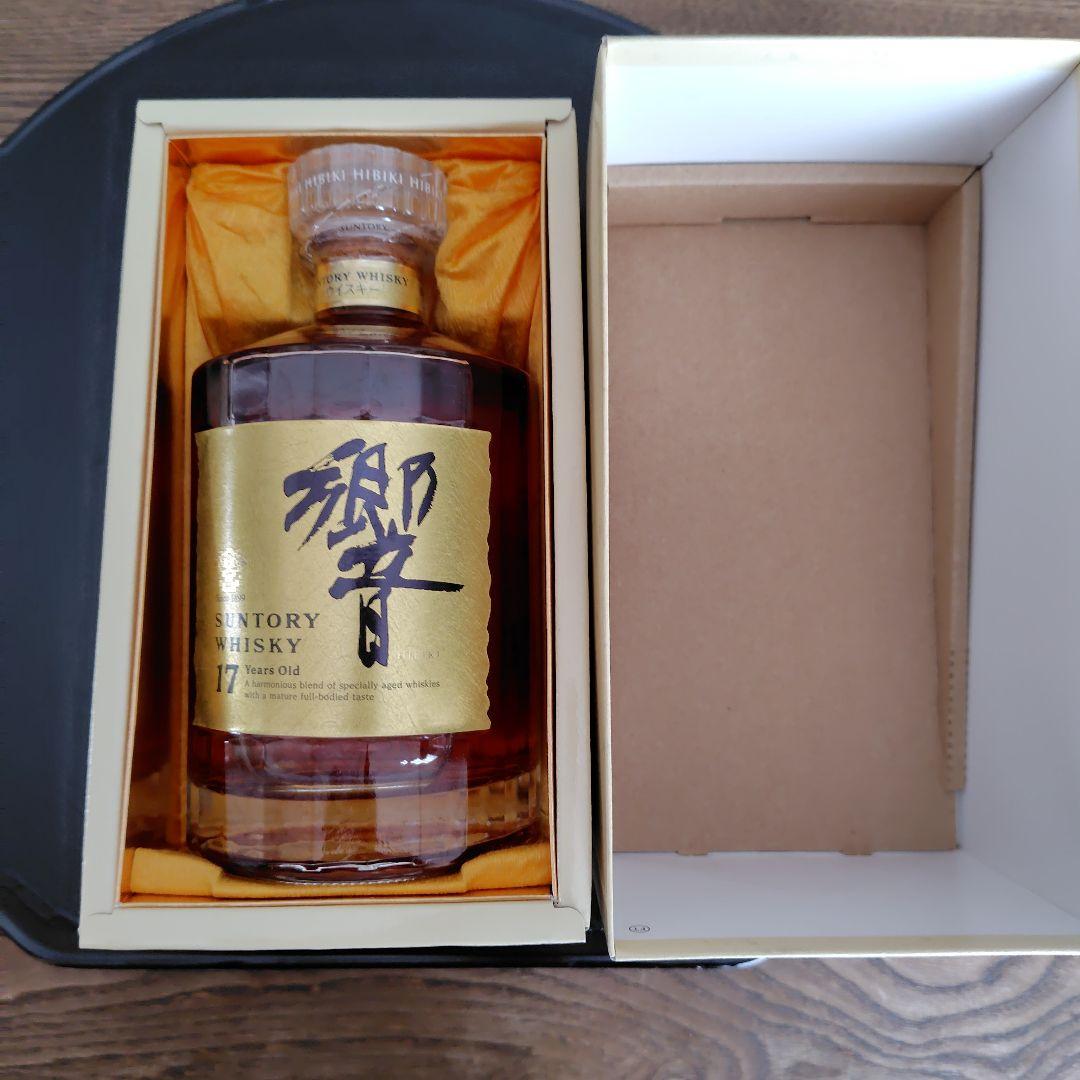 サントリーウイスキー響　７５０ml　未開栓　１本　ウイスキー