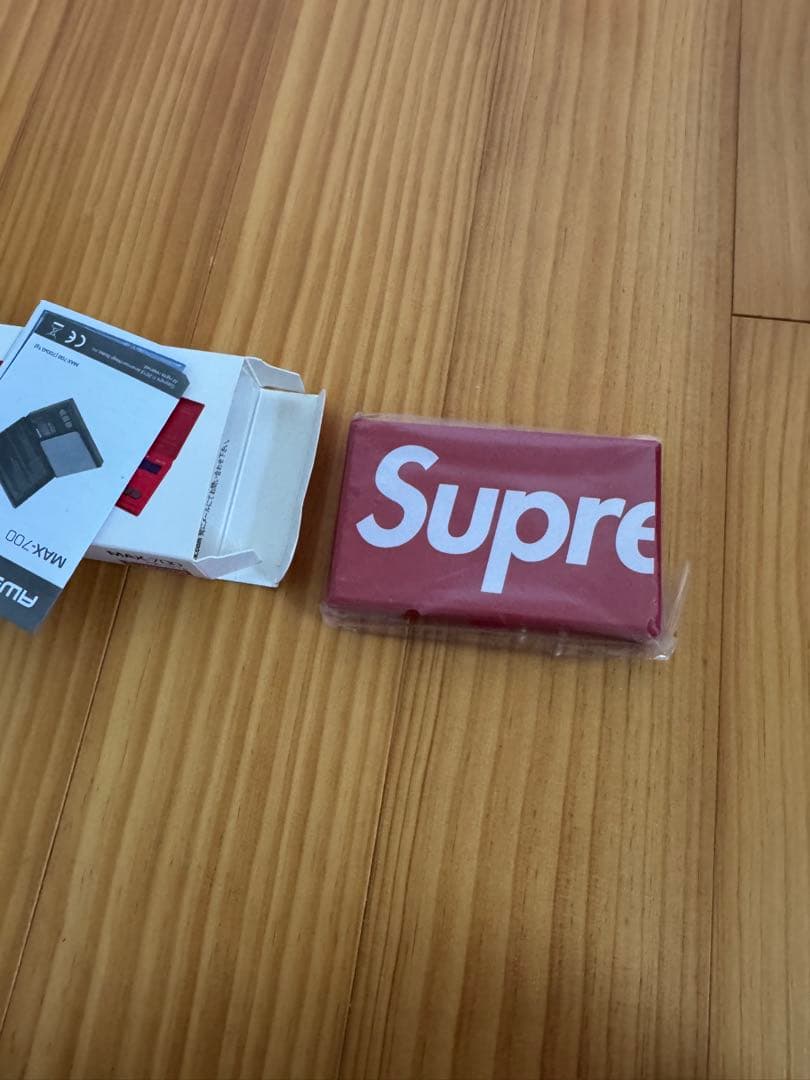 小物 Supreme AWS MAX-700 Digital Scale RED