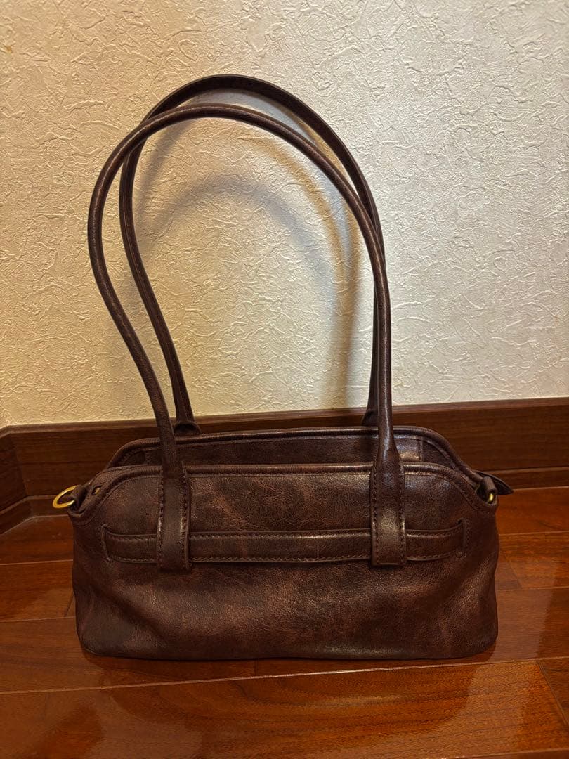 CHARLES &KEITH Victoria ショルダーバックブラウン