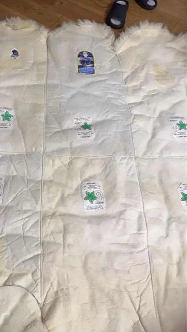 BOWRONクリーム色シープスキンラグ 約200cm x 150cm