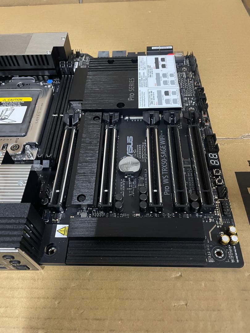 ASUS Pro WS TRX50-SAGE WIFI AMD マザーボード