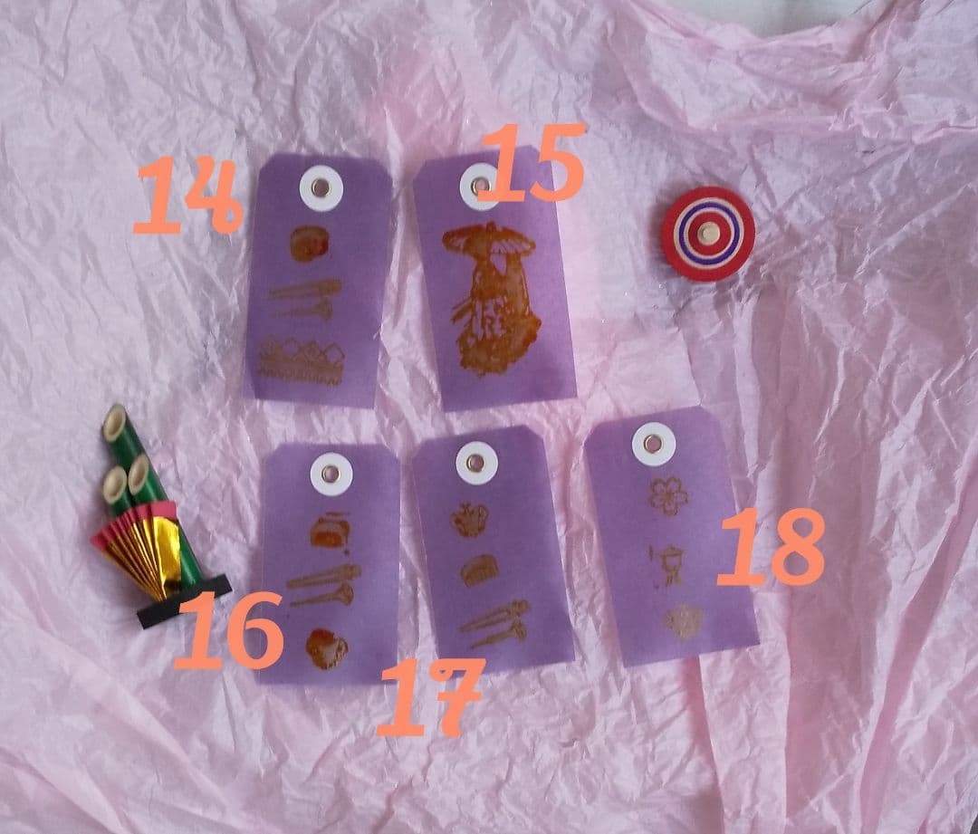 参考J流木ハンガーつき生枝もみの木ミニフライングリース冬オーナメント貝殻