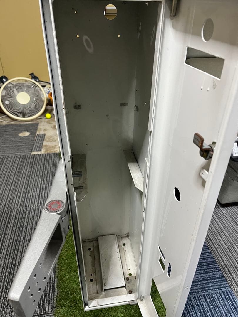 両替機 防犯カバー タナロック付 No2