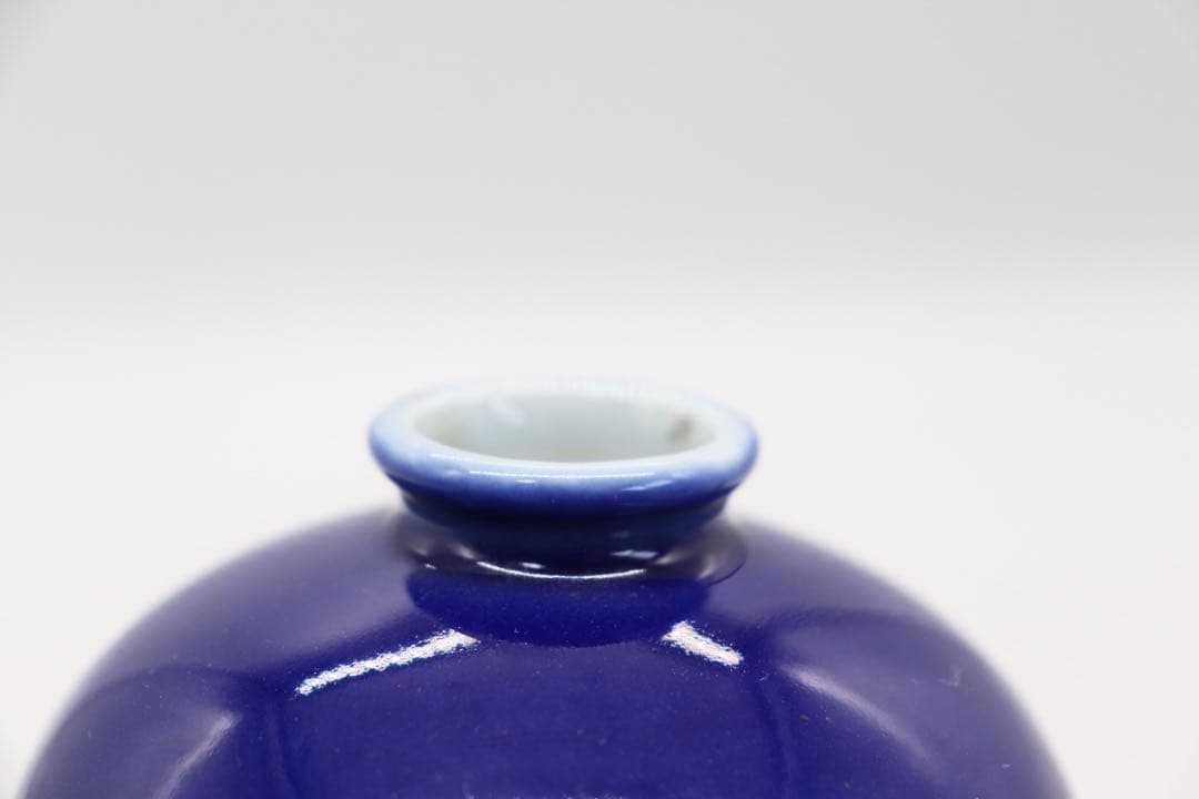 中国　清時代　藍釉小壺　木箱入　送料込み250511