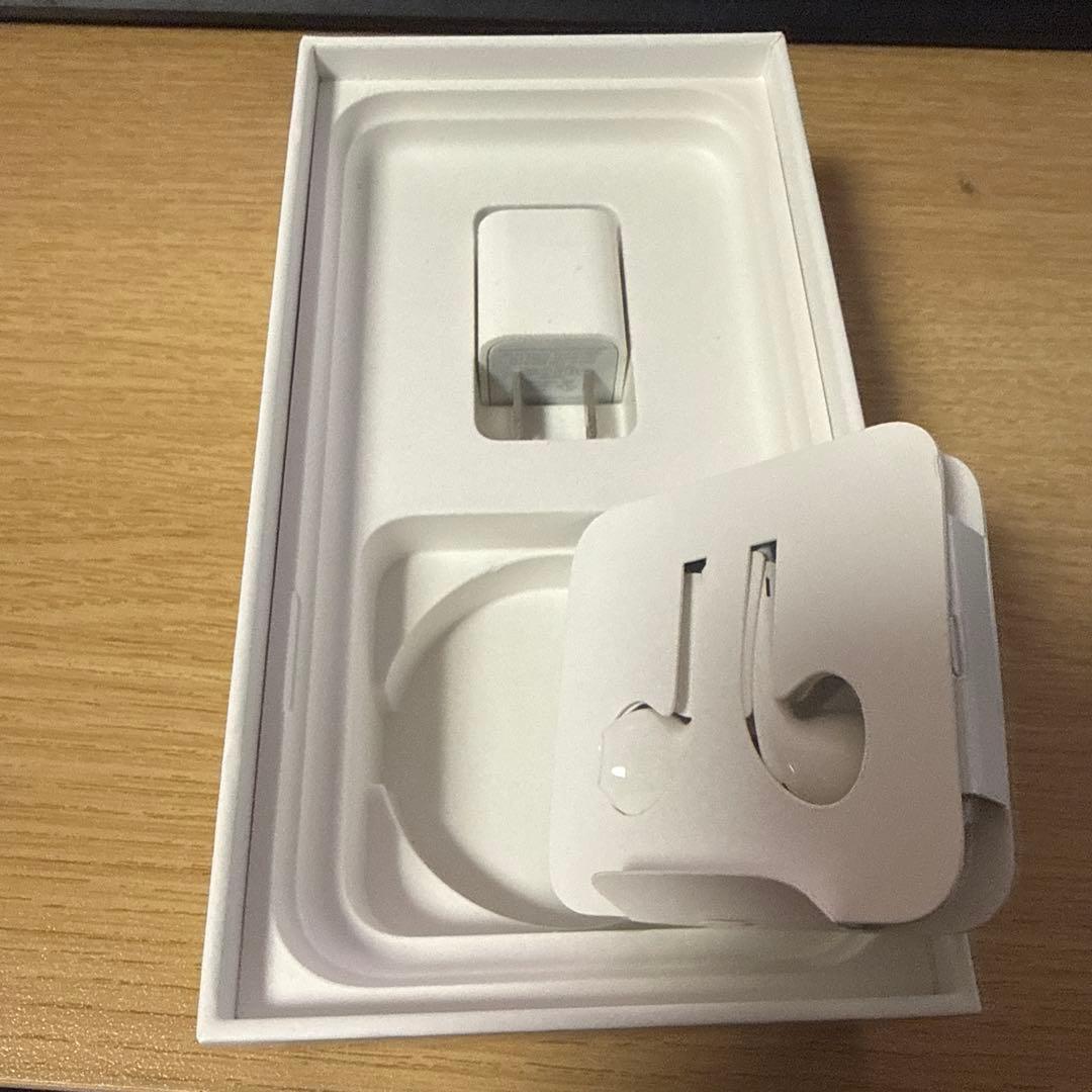 iPhone XR ブラック 64GB SIMフリー