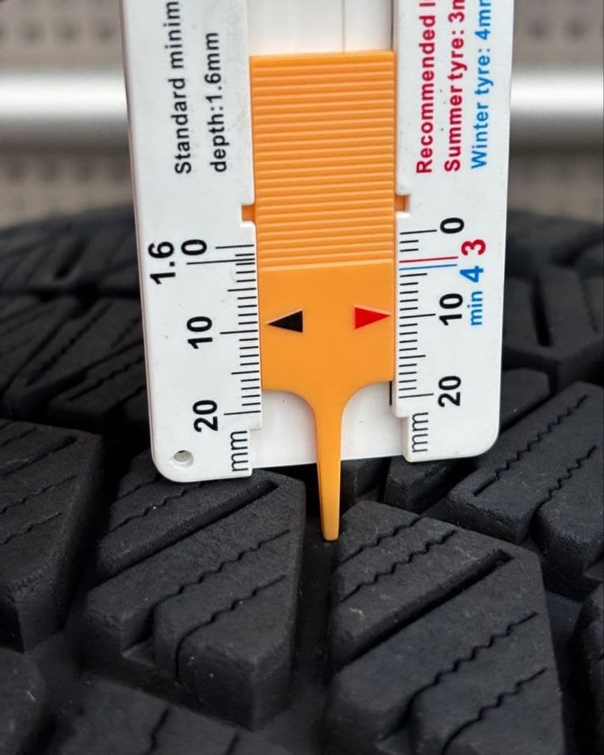 【凄超価格】専用★BS 225/60/R17 ★ MAXLUFT_ FF