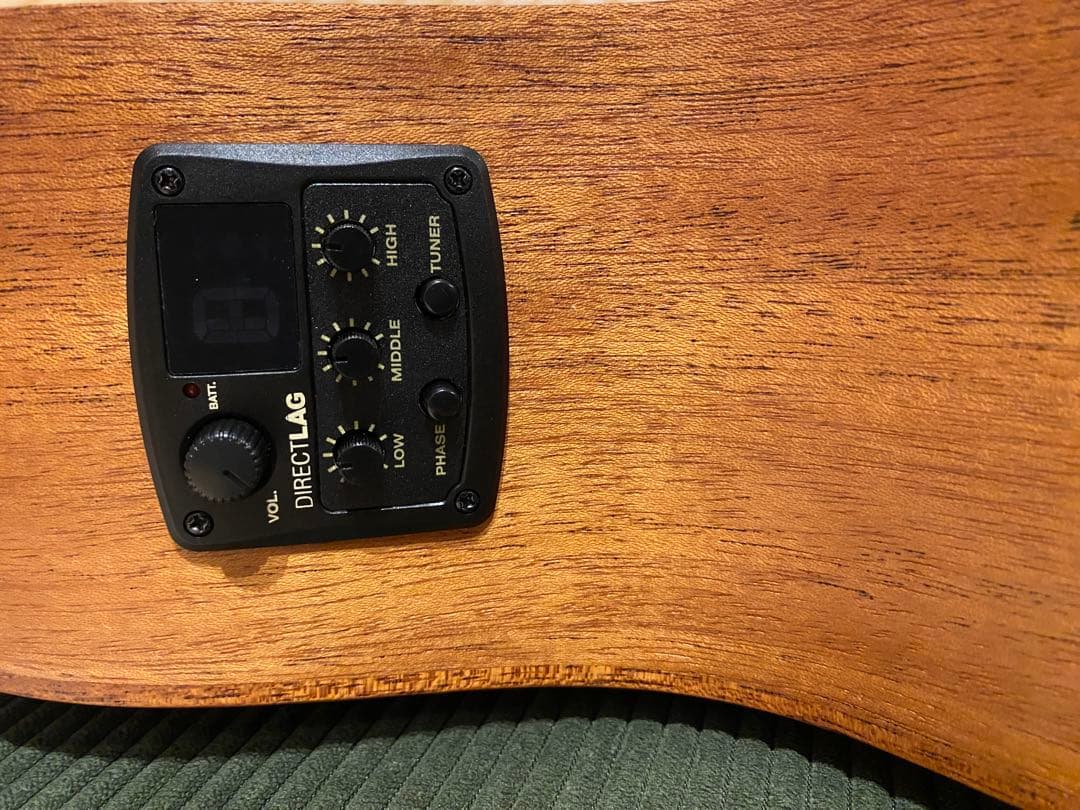 【美品】LAG T70ACE-NAT エレアコ ※新品弦・交換用サドル付き