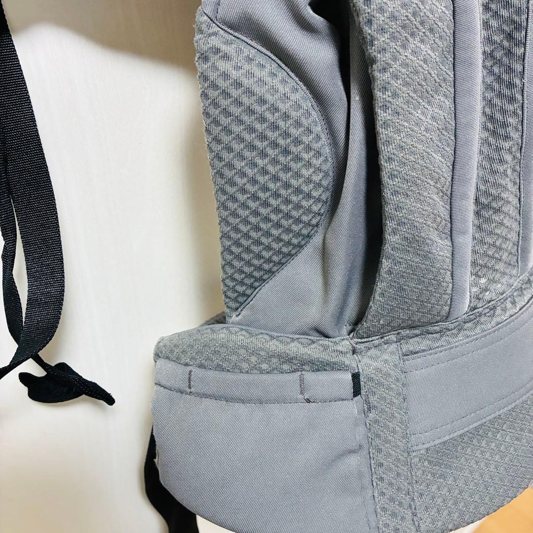 ぴぴ美 エルゴベビー 抱っこ紐 オムニブリーズ　グレー