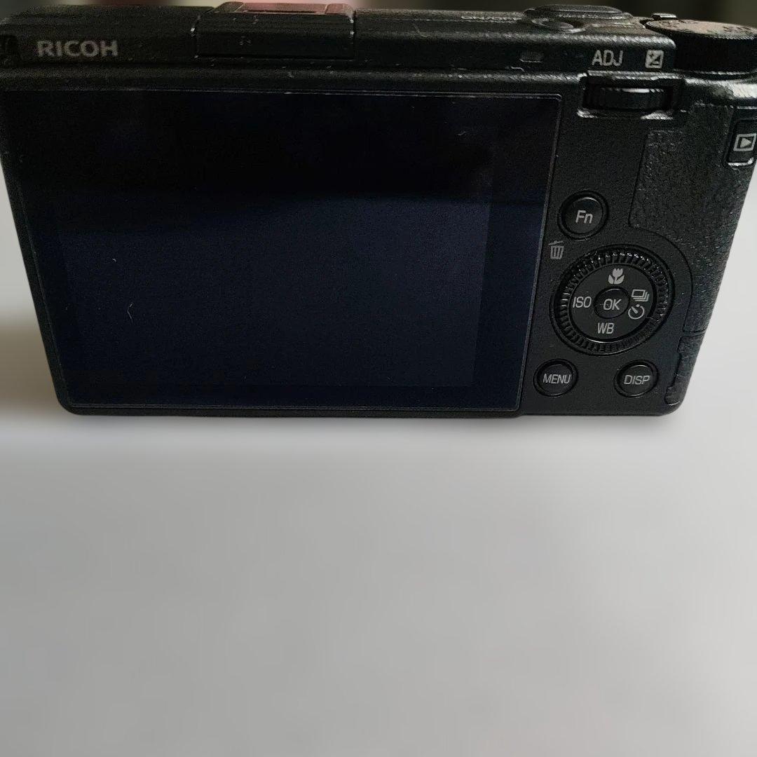 【ミニファインダー、レンズキャップ付属】RICOH GRⅢ　ショット数1228枚