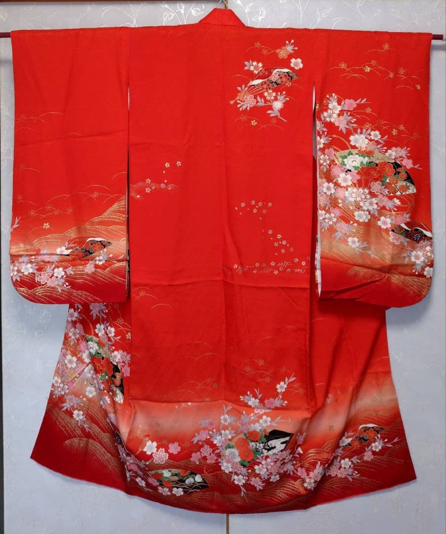 RK549子供着物着丈136センチ裄丈57センチ重ね襟付き綺麗美品7歳前後用